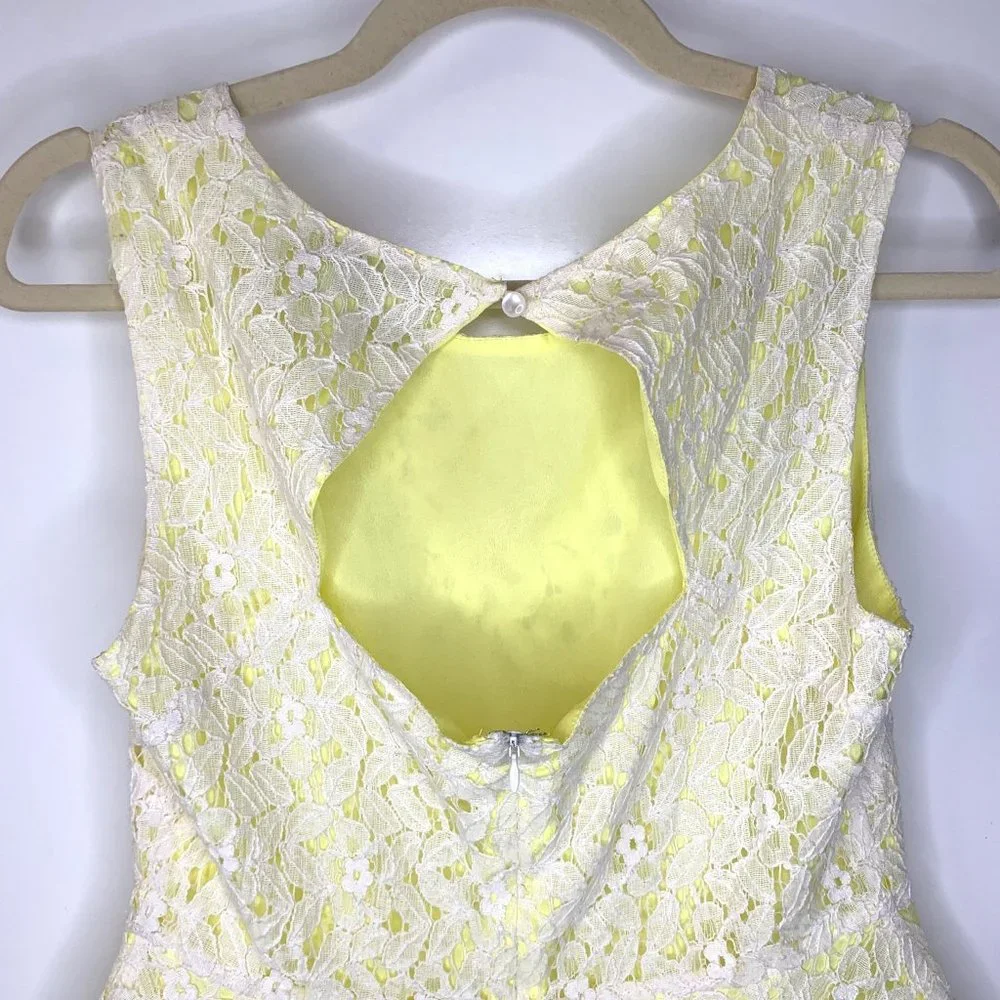 ROMEO & JULIET COUTURE Yellow Peplum Top White Floral Lace Overlay Sz S/M‎ - Picture 5 of 7
